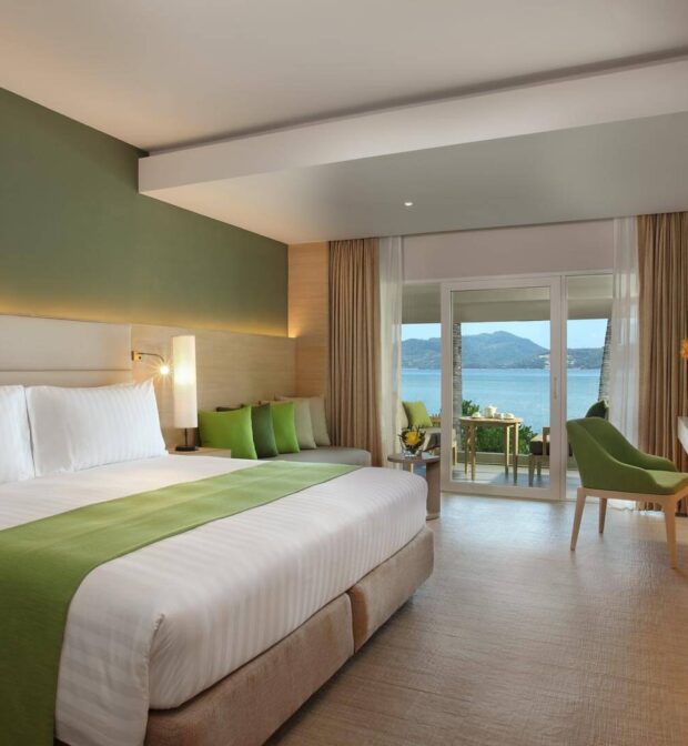 Upholstery cleaning bedding, professional cleaning